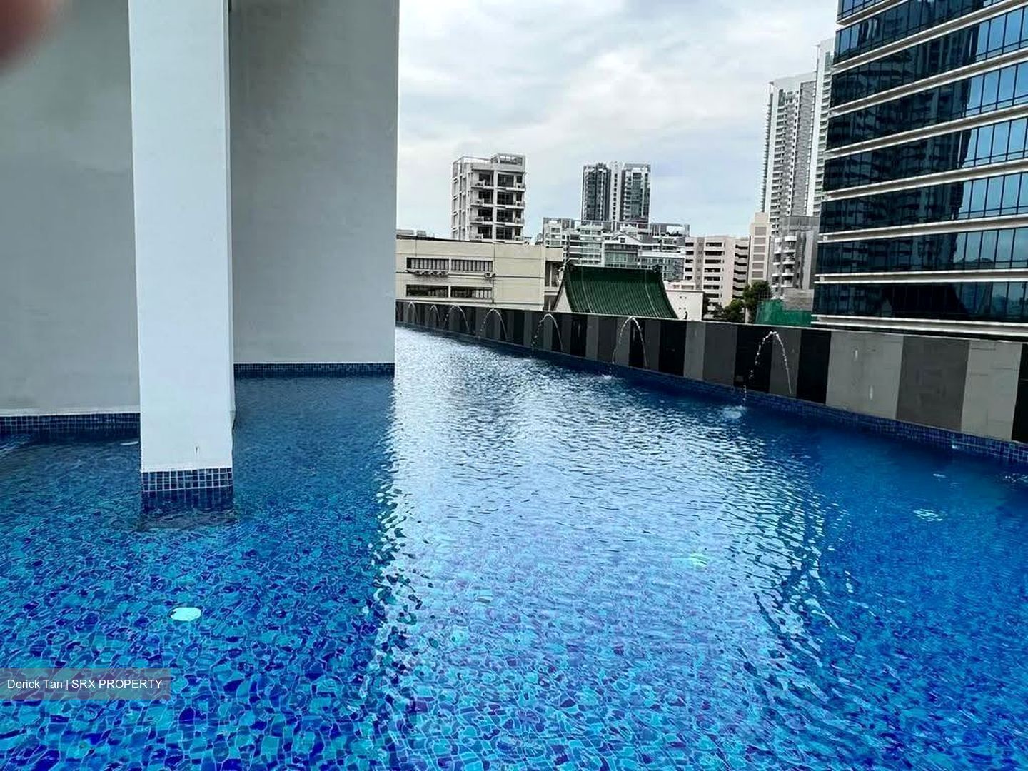 Skysuites 17 (D12), Apartment #610609101